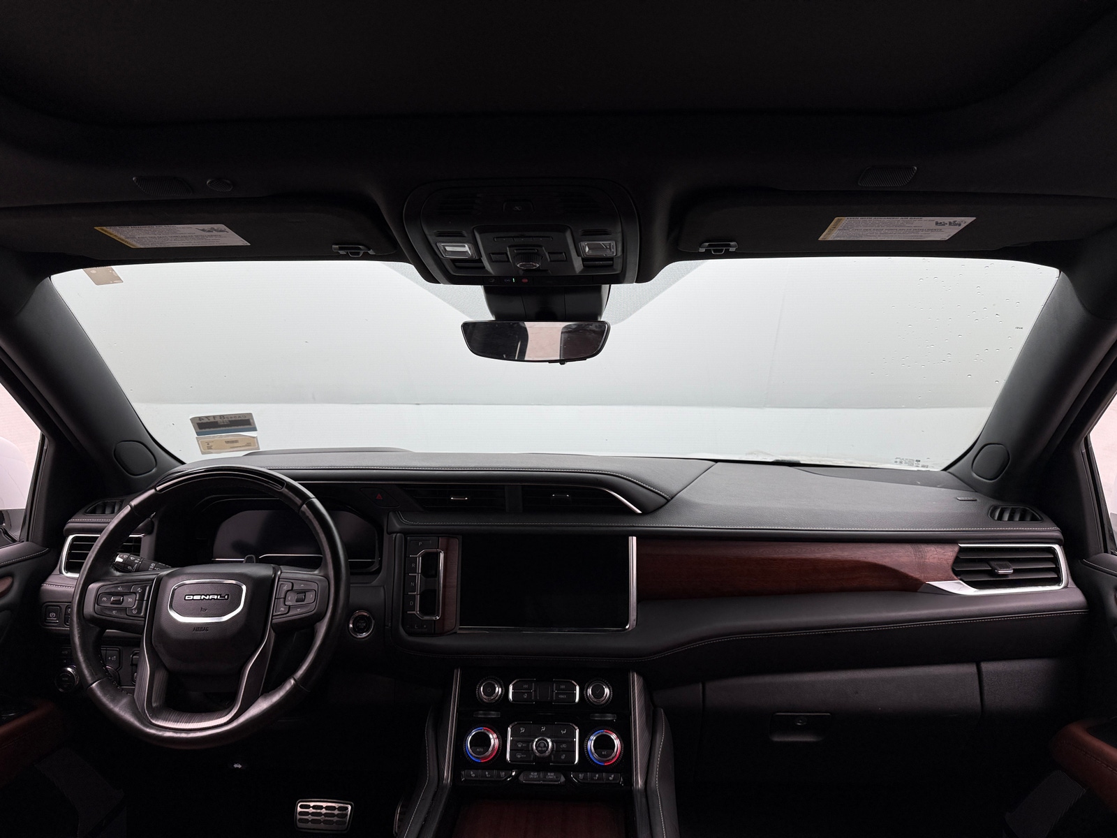 Thumbnail: 2023 GMC Yukon - 2