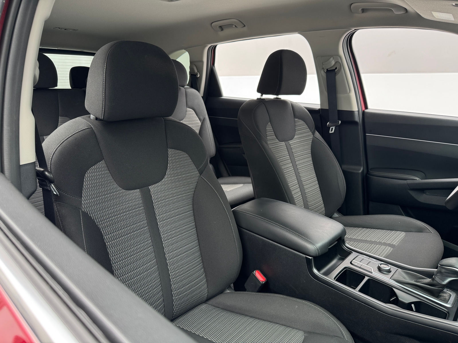 Thumbnail: 2023 Kia Sorento - 2