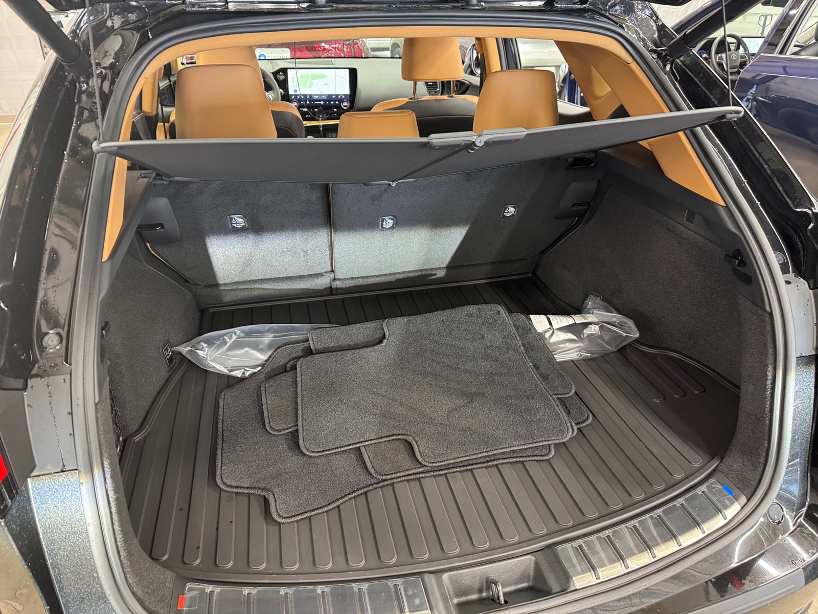Thumbnail: 2025 Lexus NX - 7