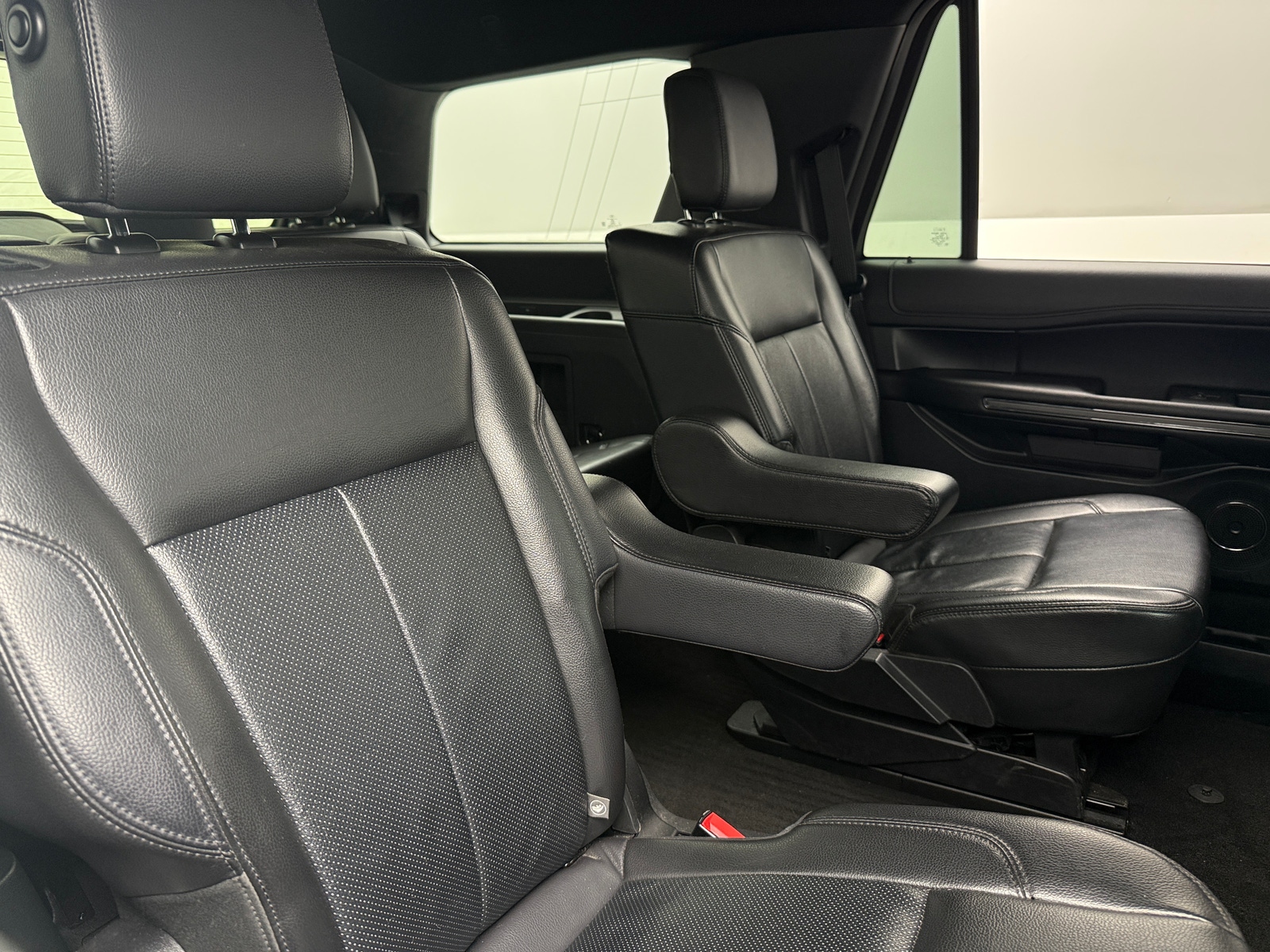 Thumbnail: 2020 Ford Expedition - 6