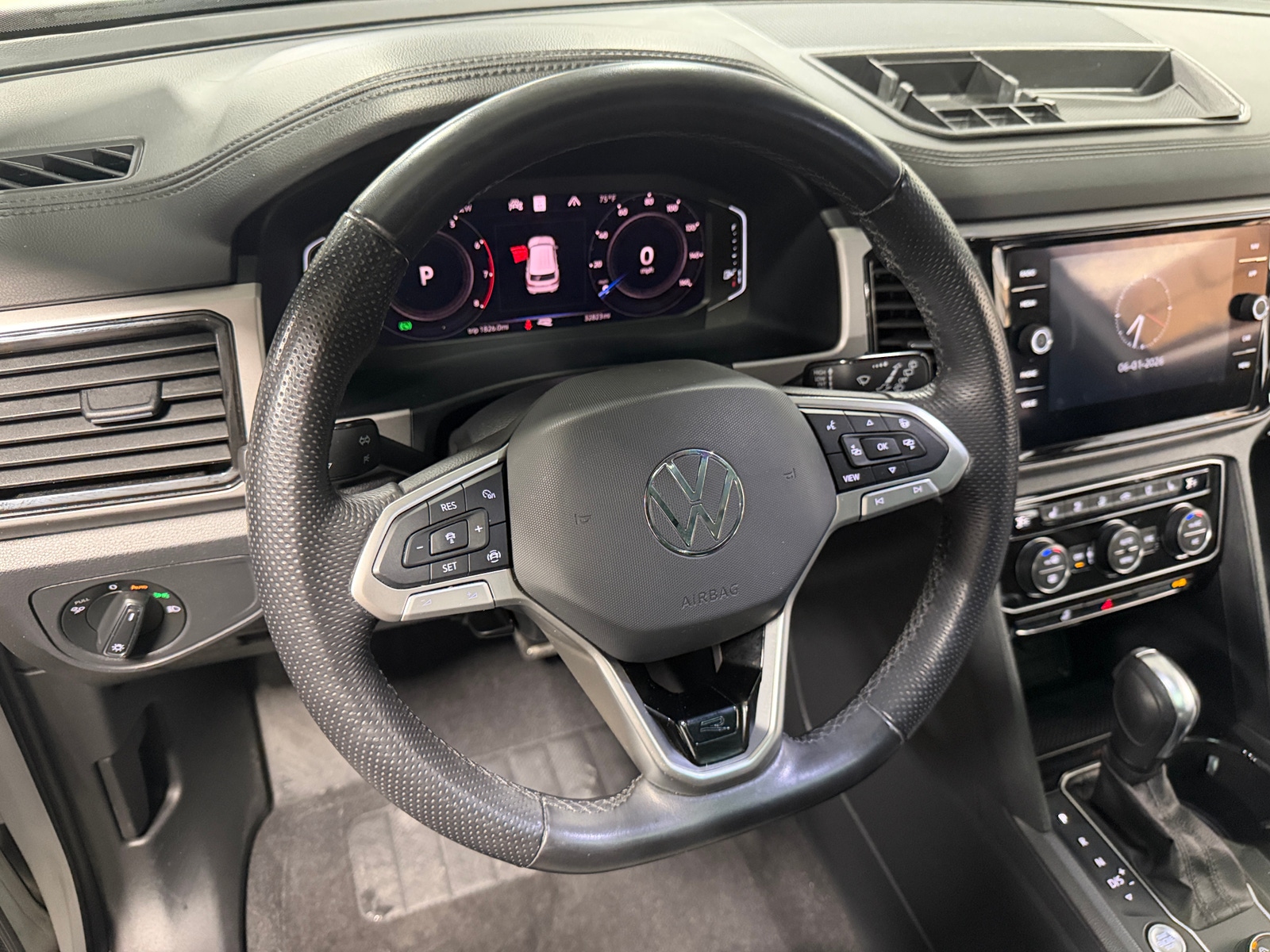 Thumbnail: 2020 Volkswagen Atlas - 4