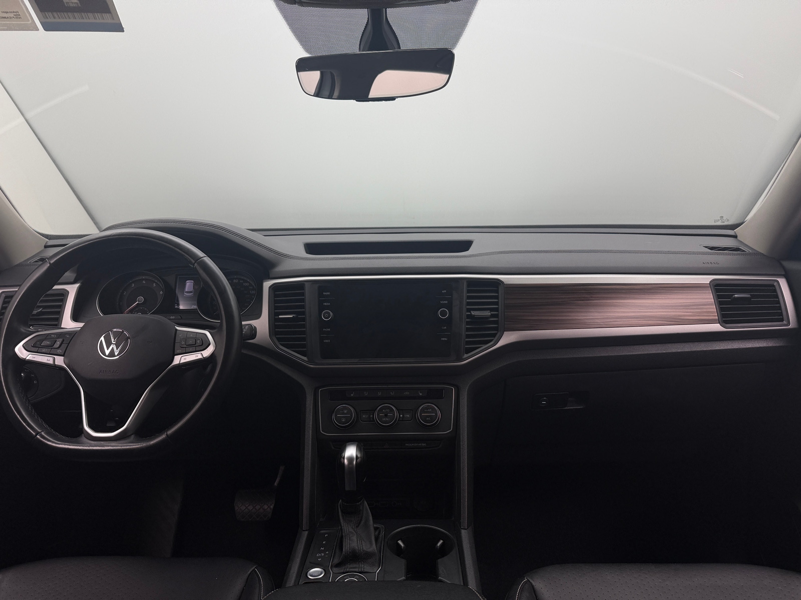 Thumbnail: 2021 Volkswagen Atlas - 2