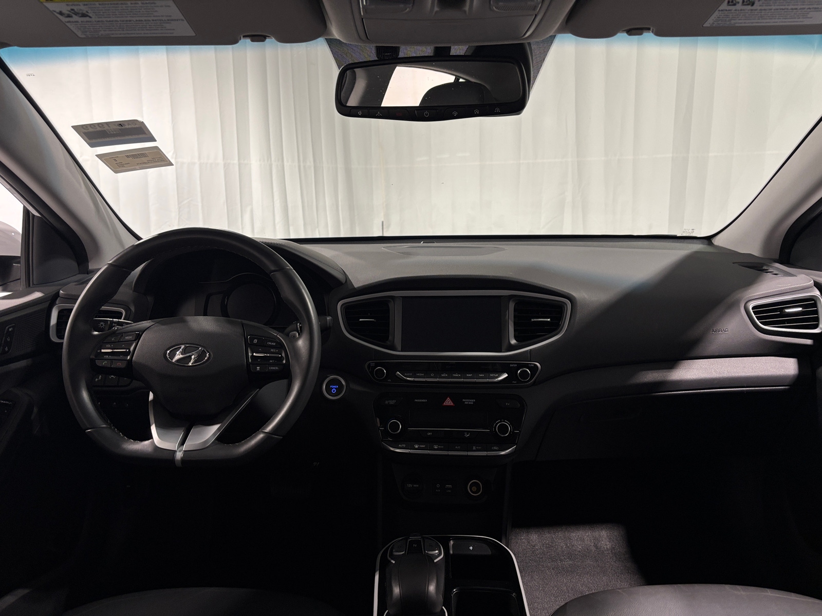 Thumbnail: 2019 Hyundai Ioniq - 2