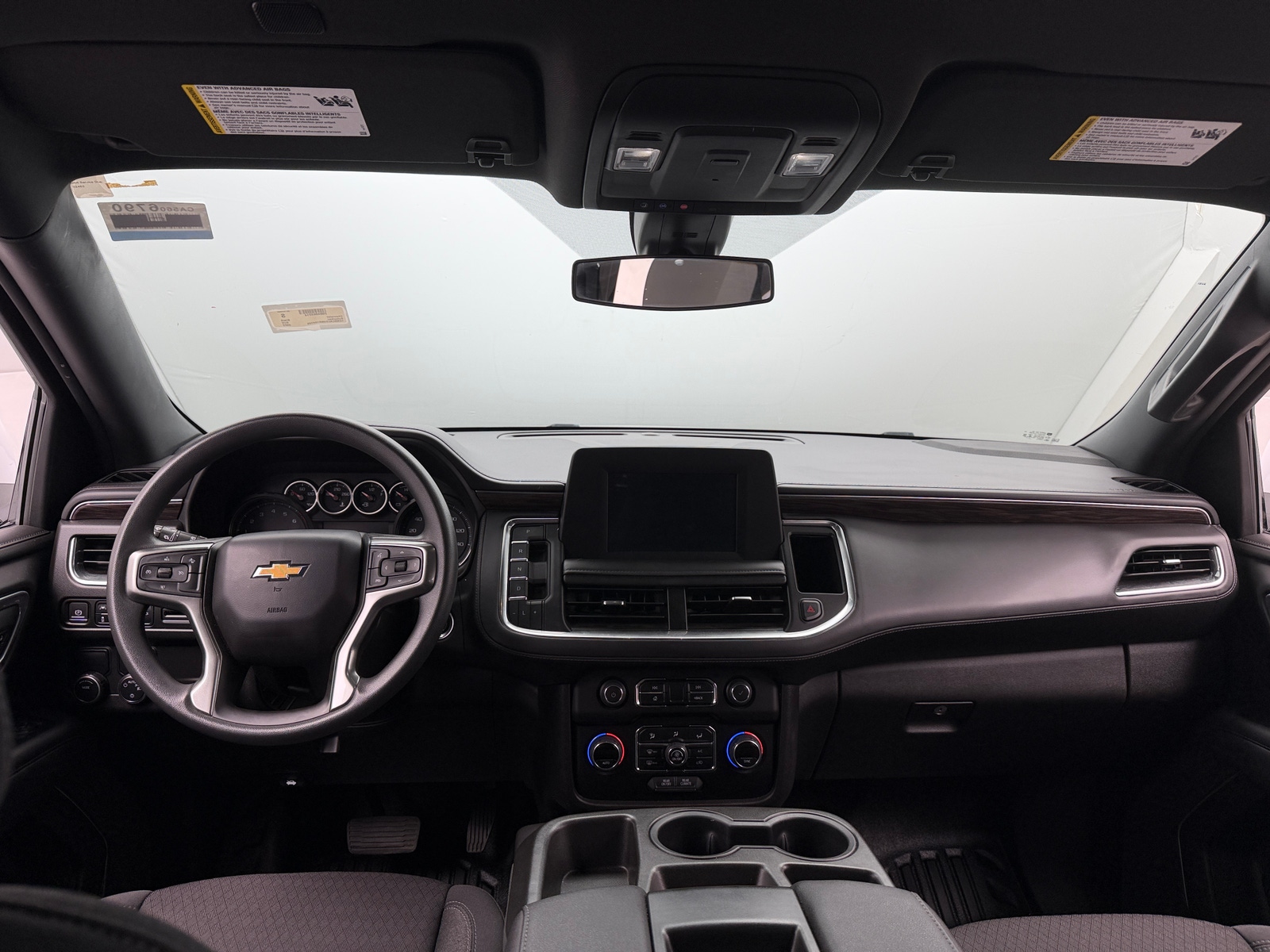 Thumbnail: 2022 Chevrolet Suburban - 3