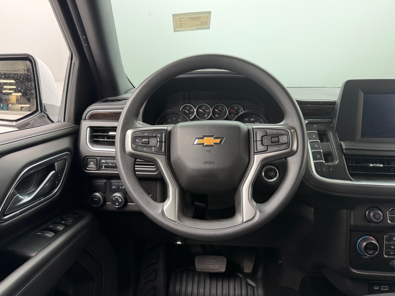 Thumbnail: 2022 Chevrolet Suburban - 5