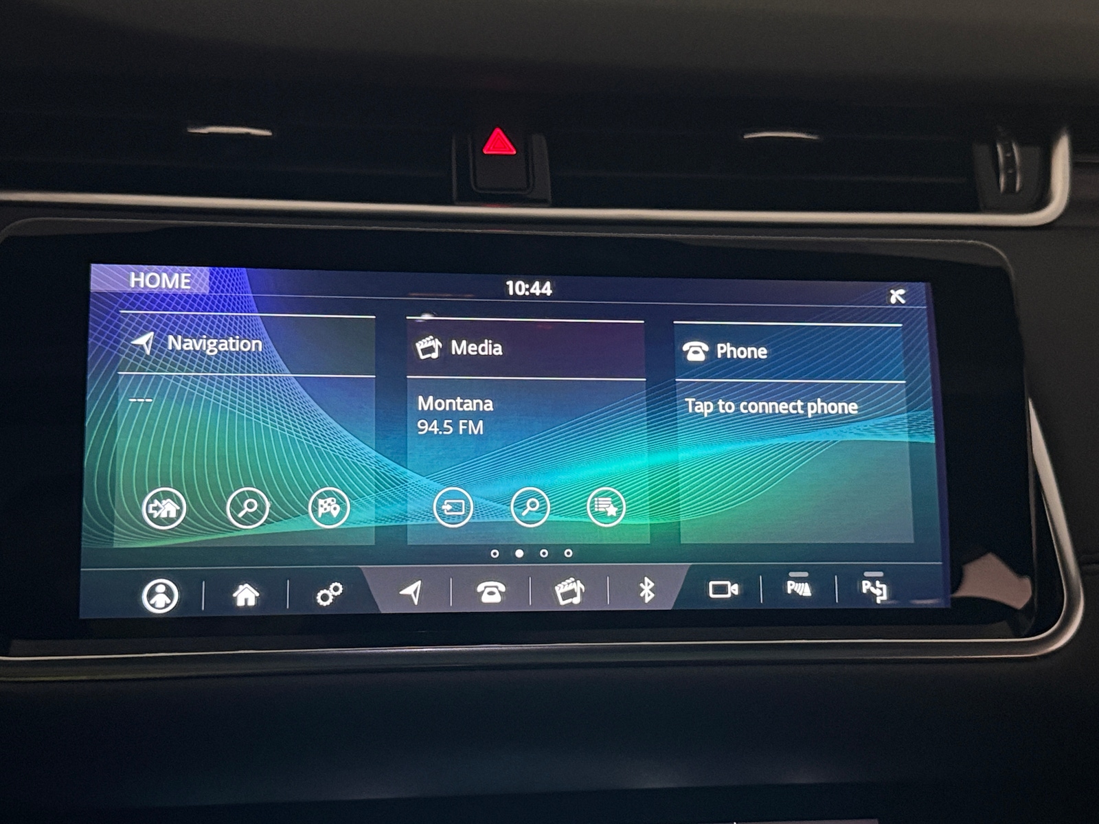 Thumbnail: 2020 Land Rover Range Rover Evoque - 3