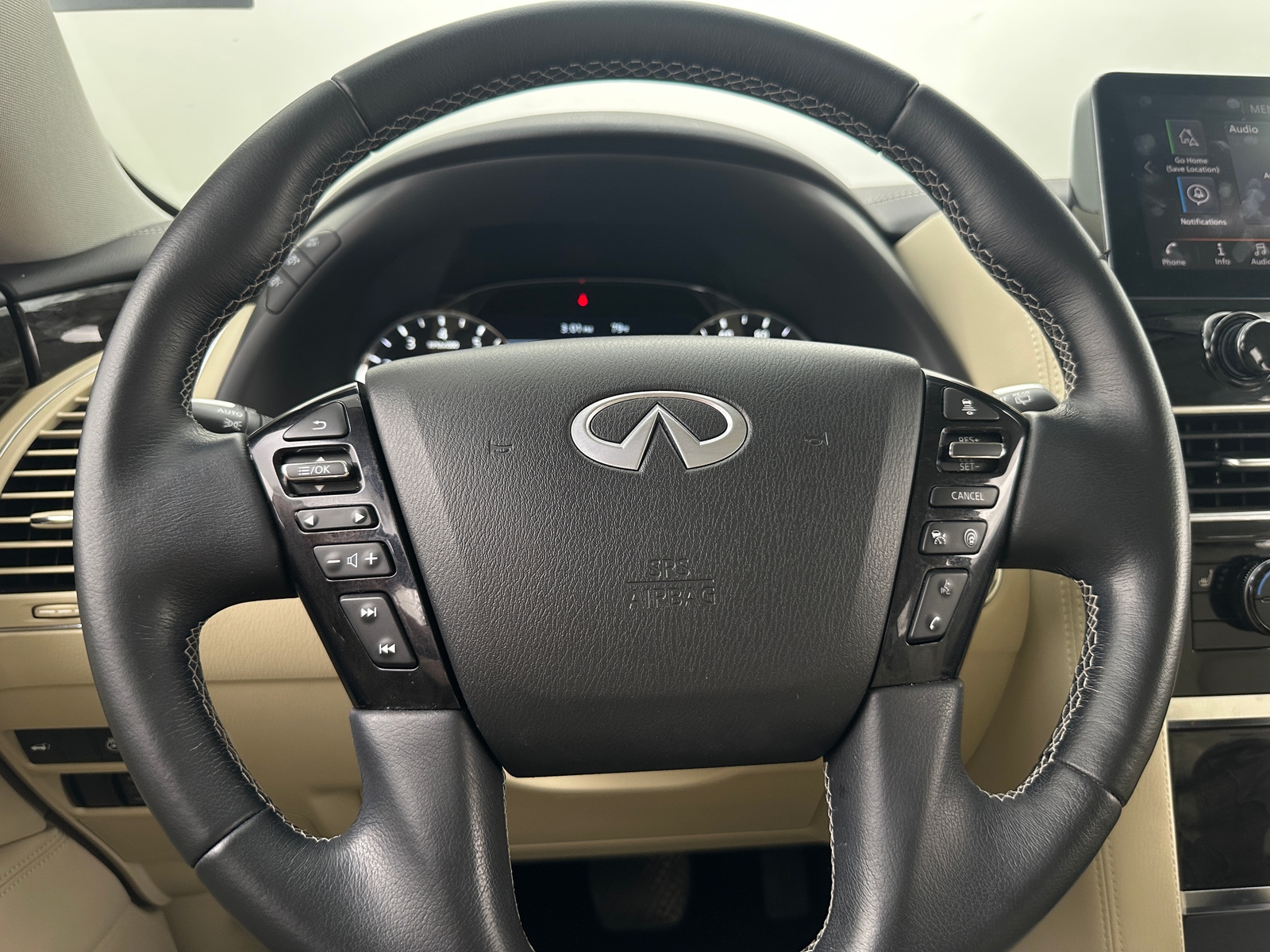 Thumbnail: 2022 INFINITI QX80 - 4