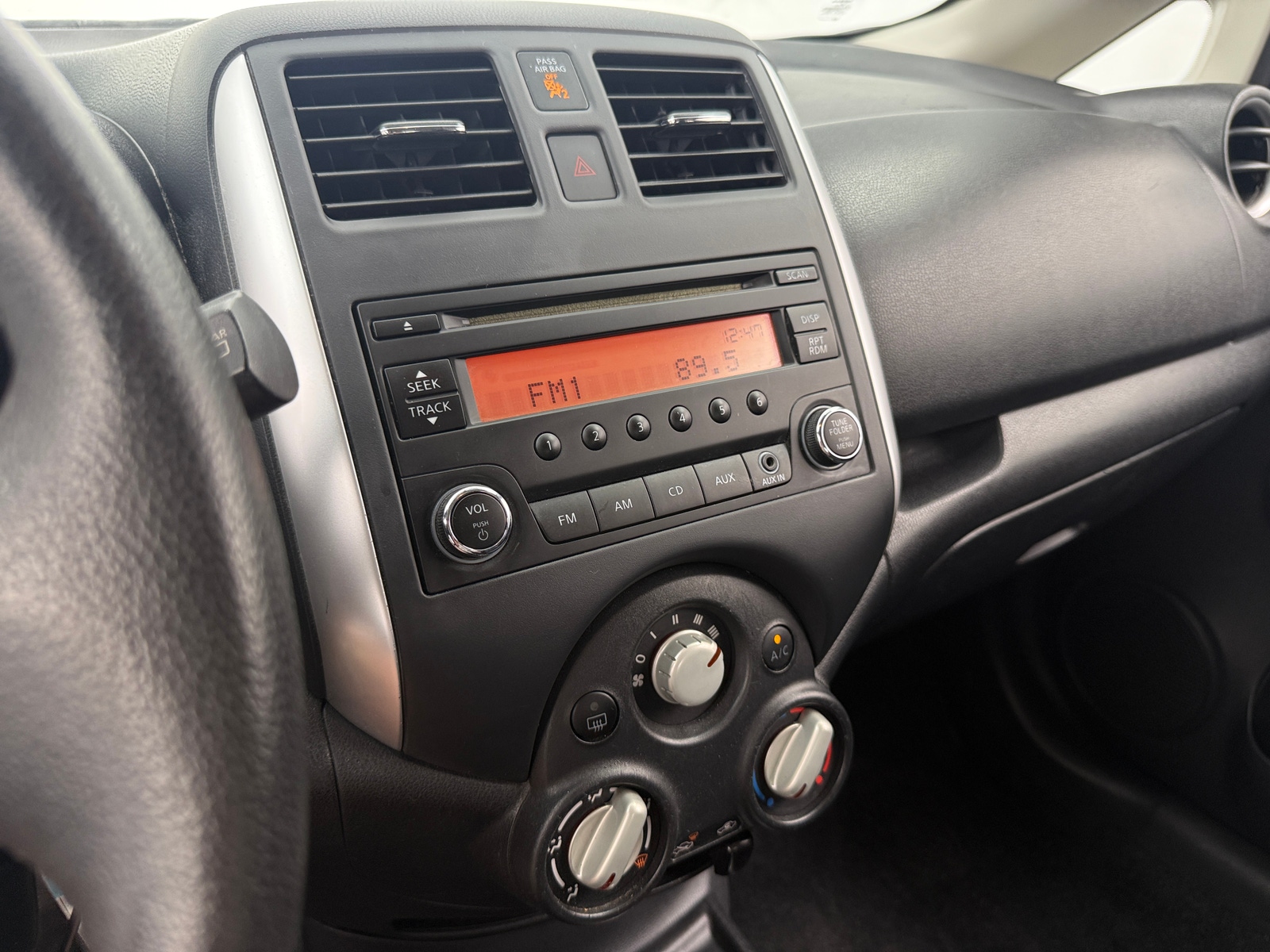Thumbnail: 2014 Nissan Versa - 4
