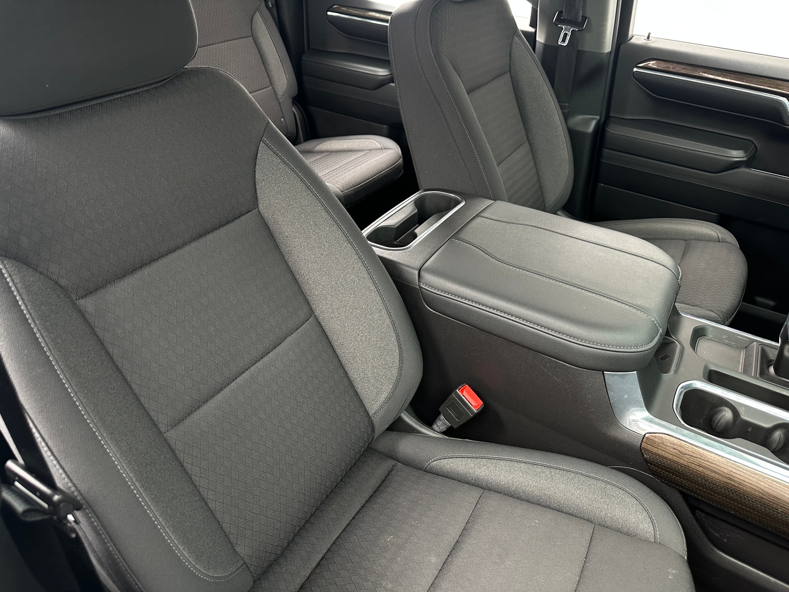 Thumbnail: 2024 Chevrolet Silverado 1500 - 2