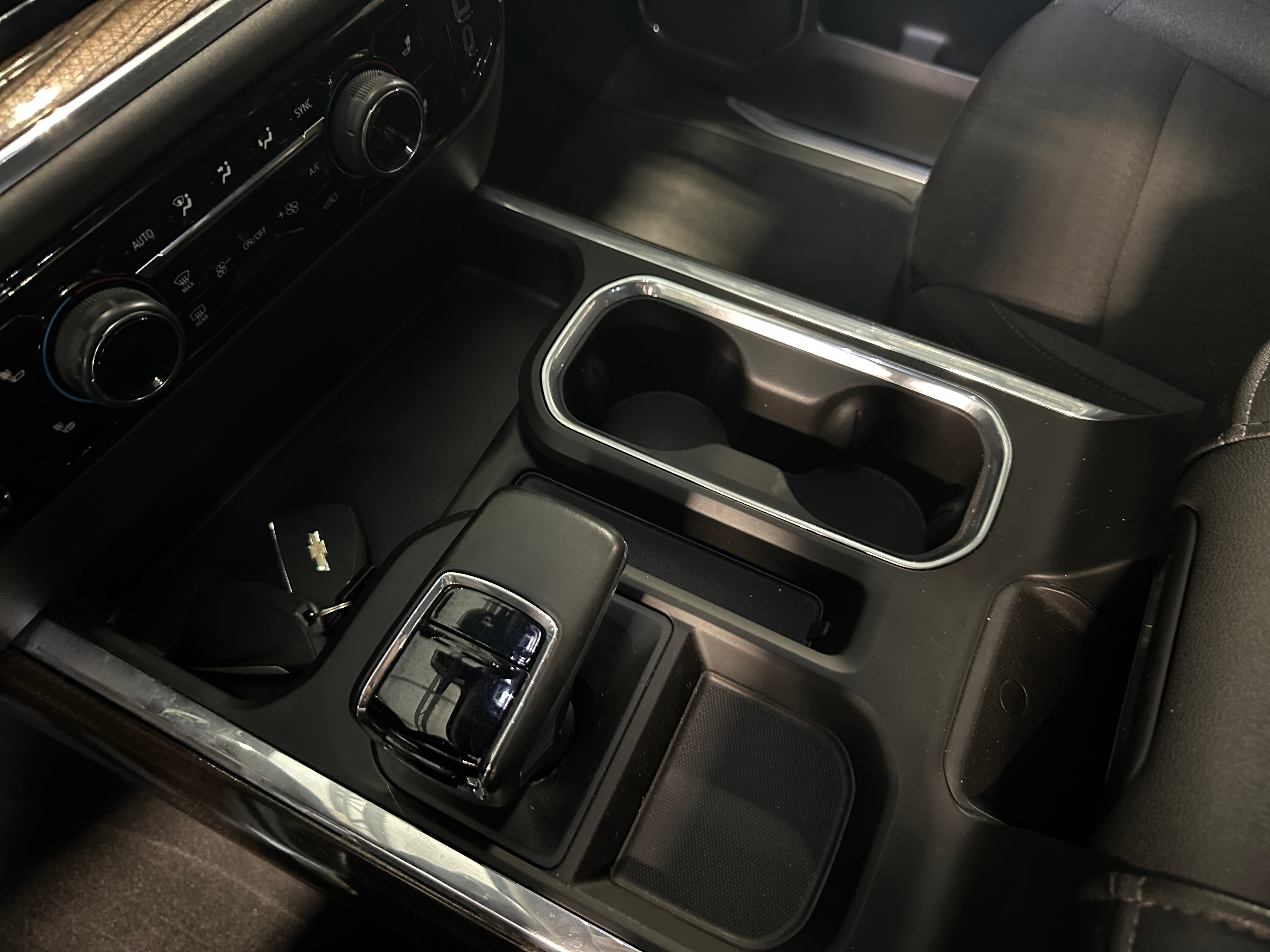 2024 Chevrolet Silverado 1500 LT Trail Boss - Photo 8