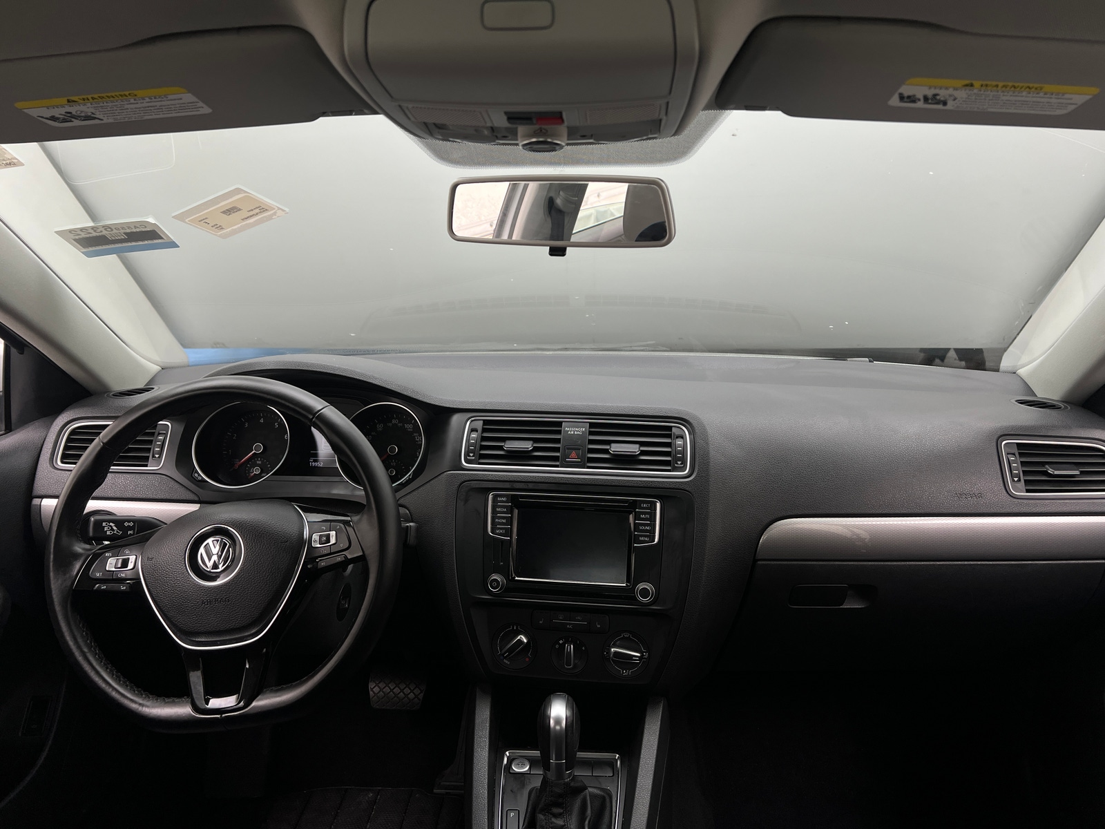 Thumbnail: 2017 Volkswagen Jetta - 2
