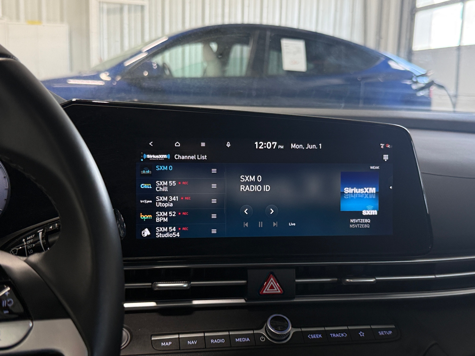 Thumbnail: 2025 Hyundai Elantra - 4