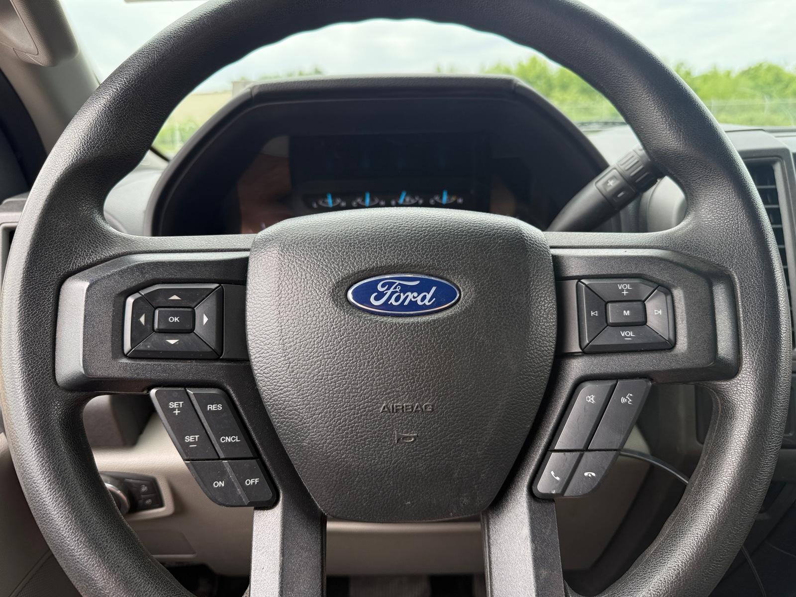 Thumbnail: 2022 Ford Econoline - 5