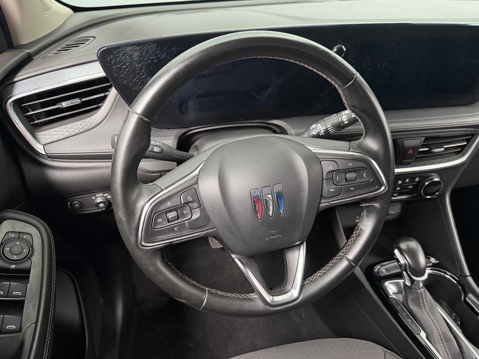 Thumbnail: 2024 Buick Encore GX - 4