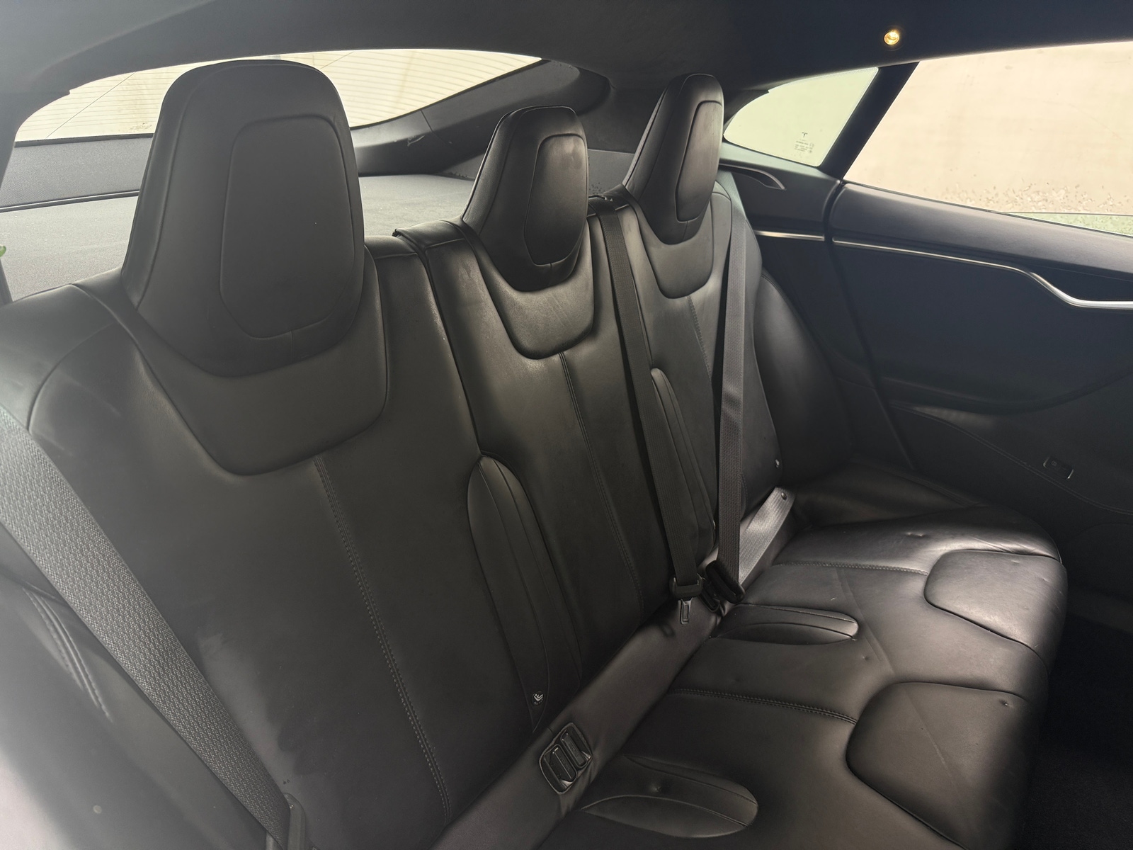Thumbnail: 2017 Tesla Model S - 5