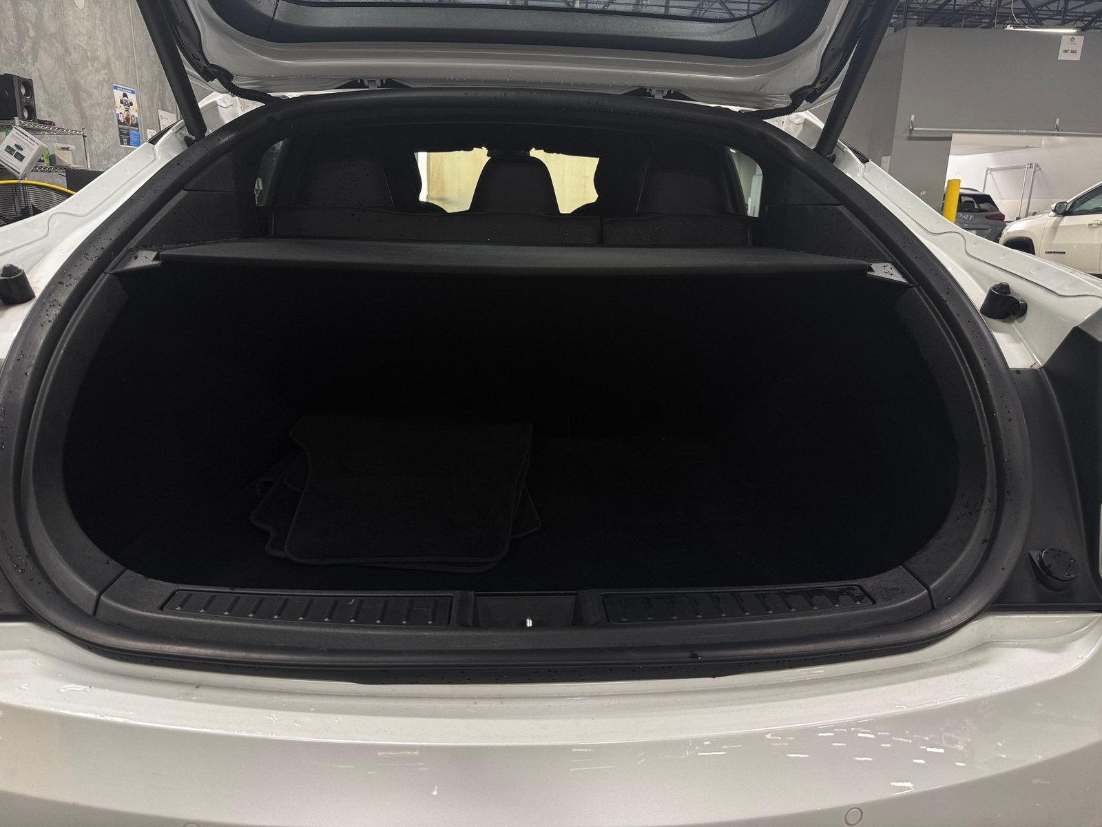 Thumbnail: 2017 Tesla Model S - 6