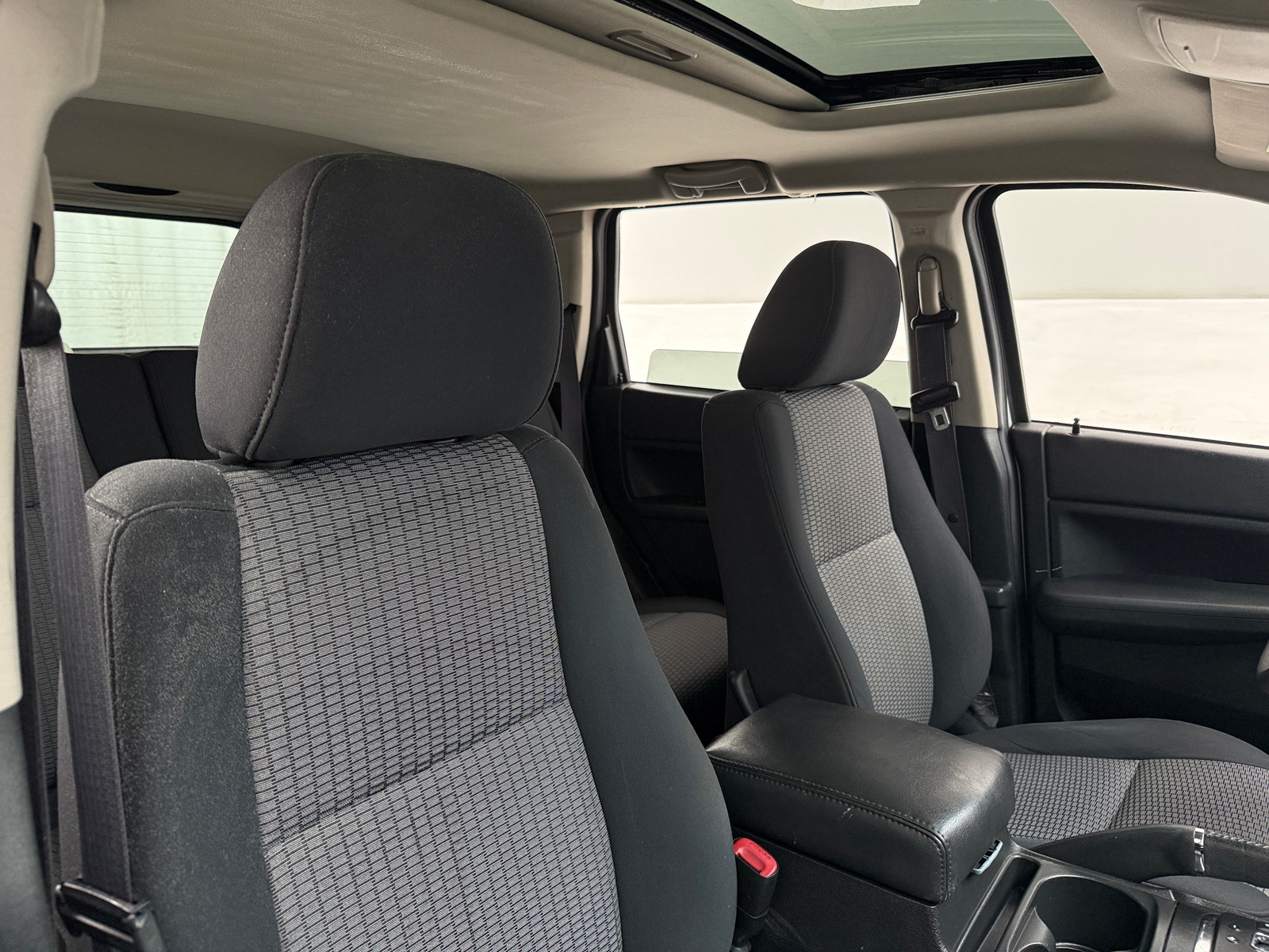 Thumbnail: 2010 Jeep Grand Cherokee - 2