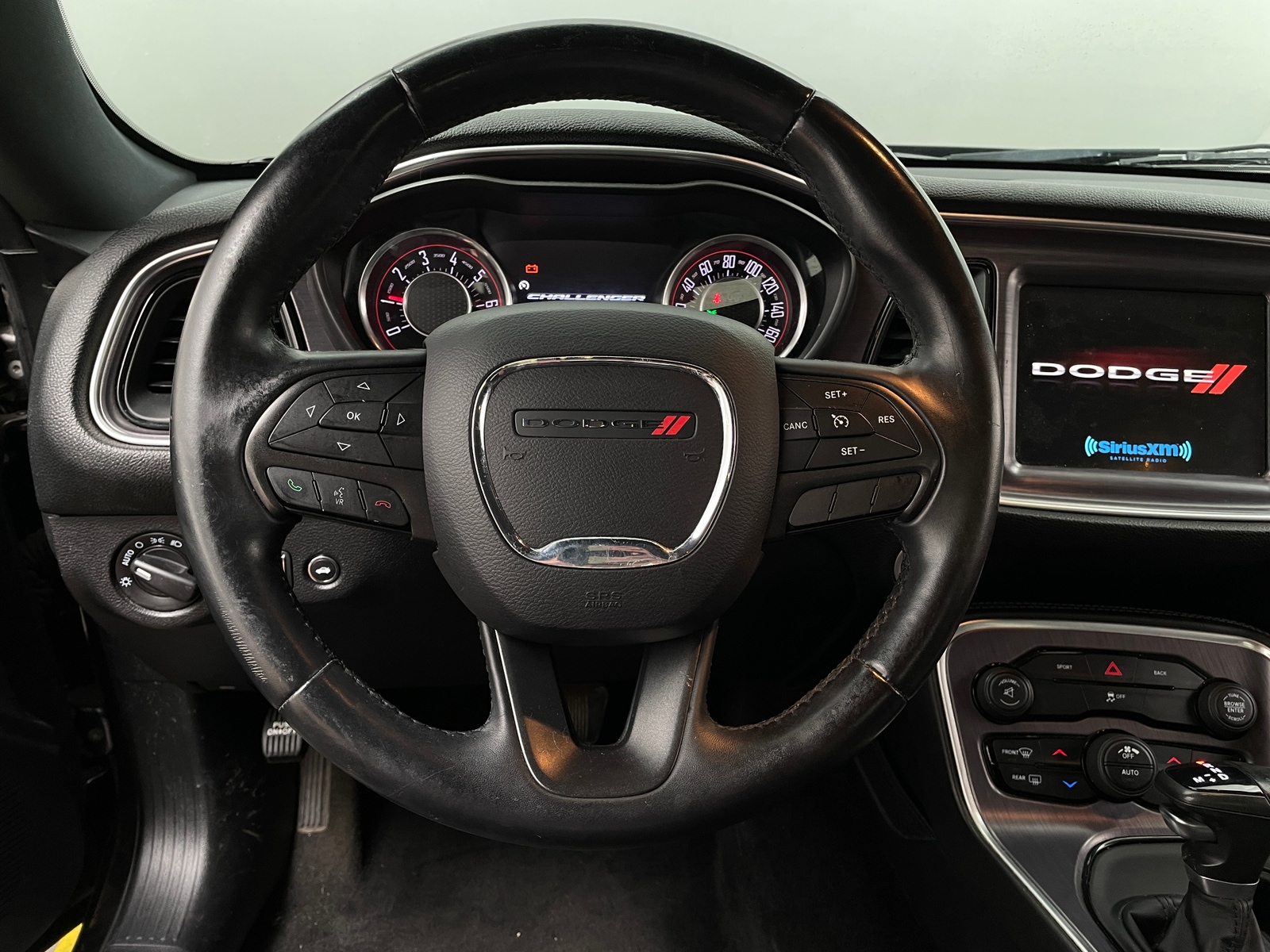 Thumbnail: 2015 Dodge Challenger - 4