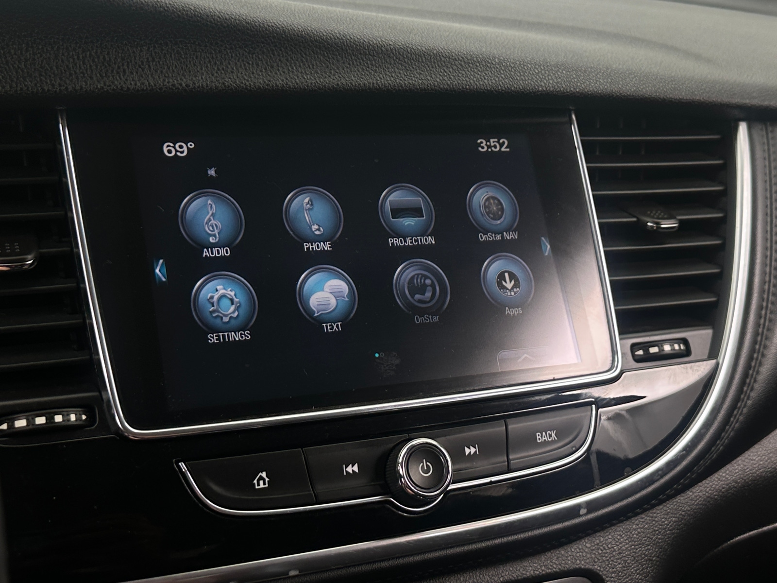 Thumbnail: 2018 Buick Encore - 3