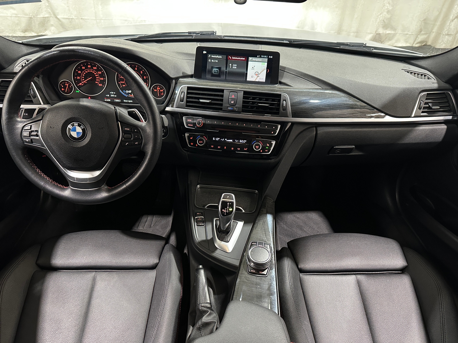 Thumbnail: 2018 BMW 3 Series - 2