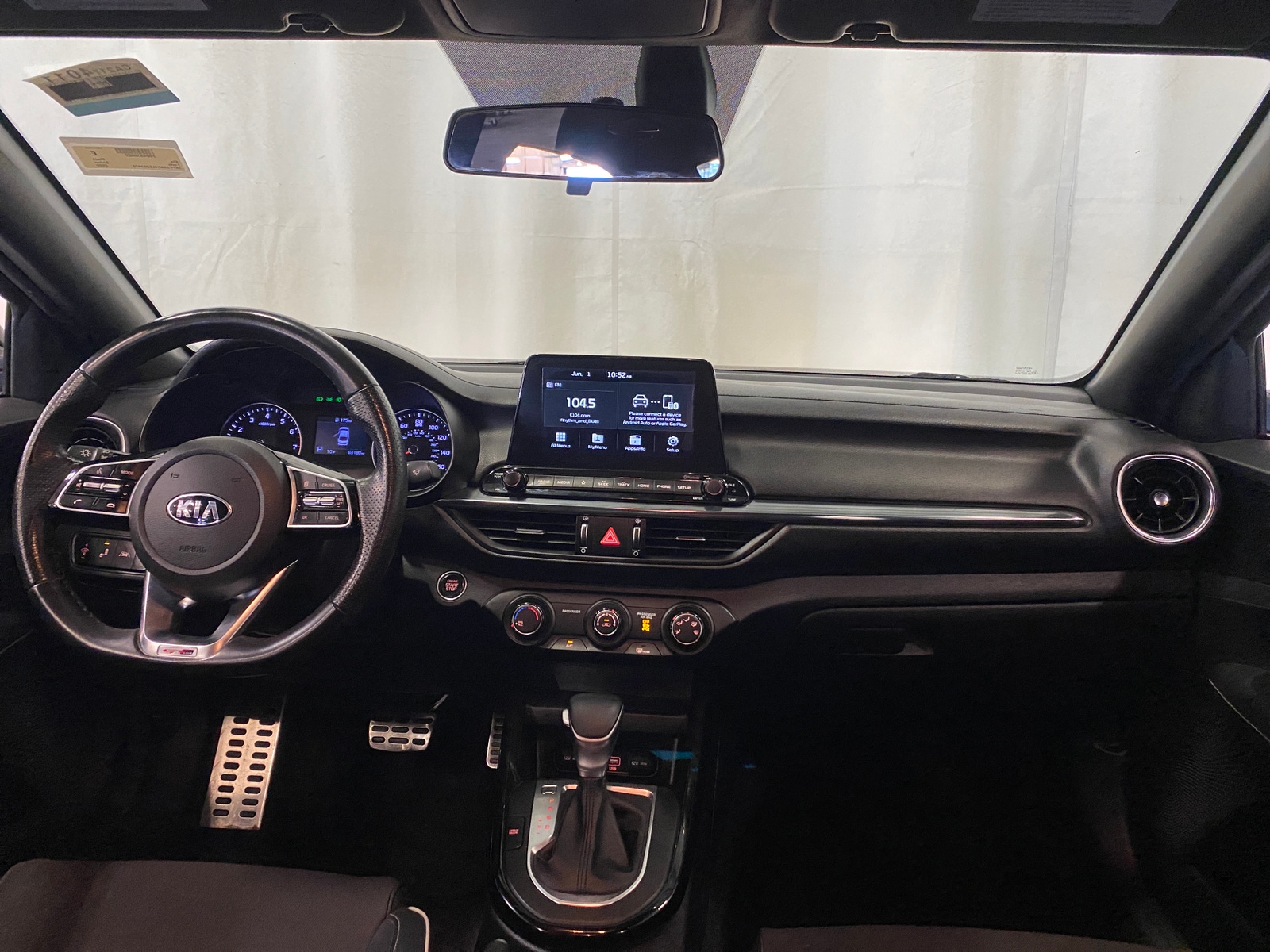 Thumbnail: 2020 Kia Forte - 3