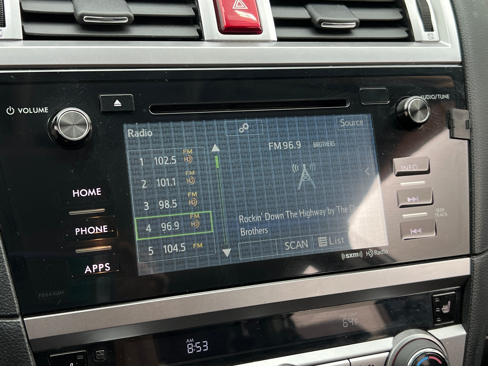 Thumbnail: 2015 Subaru Outback - 4