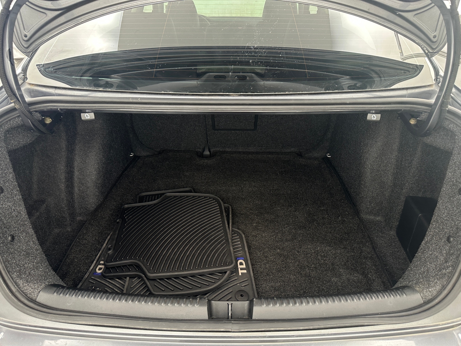 Thumbnail: 2015 Volkswagen Jetta - 7