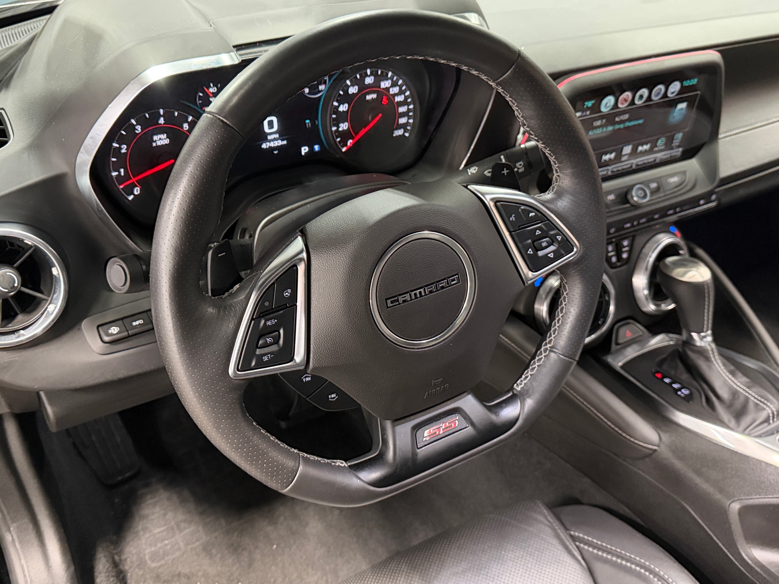 Thumbnail: 2018 Chevrolet Camaro - 3