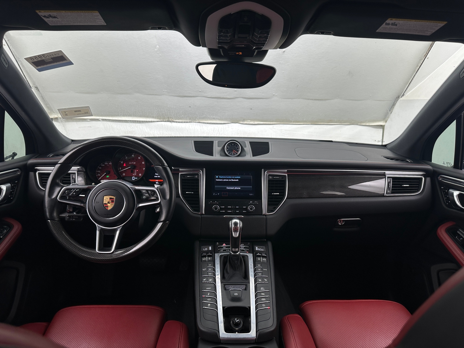 Thumbnail: 2018 Porsche Macan - 2