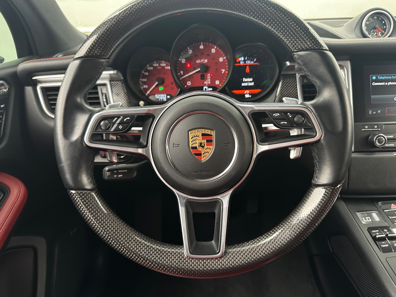 Thumbnail: 2018 Porsche Macan - 4