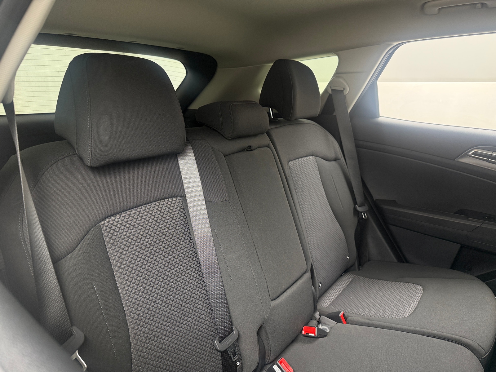 Thumbnail: 2026 Kia Sportage - 6