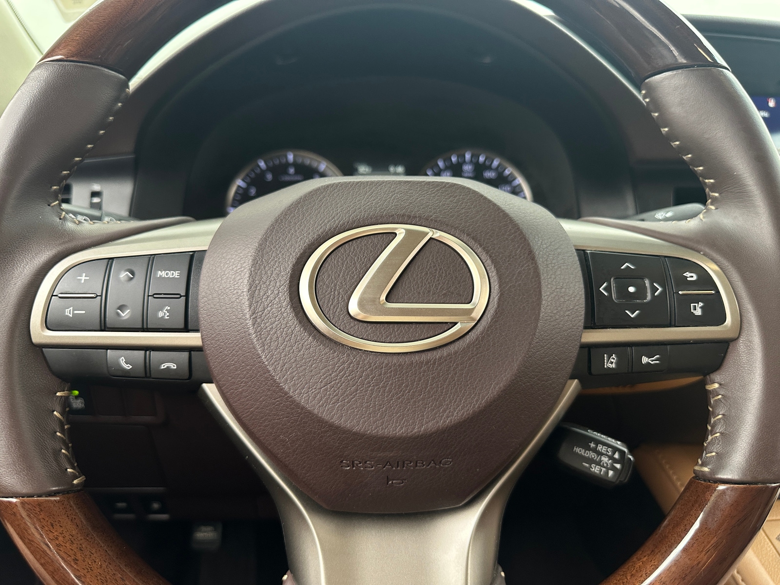 Thumbnail: 2018 Lexus ES - 5