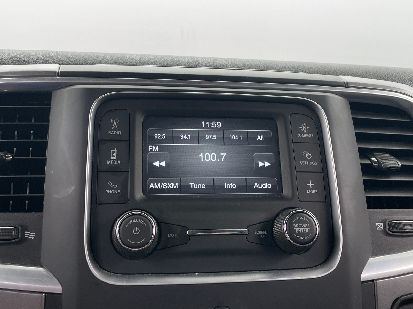 Thumbnail: 2024 RAM 1500 Classic - 4
