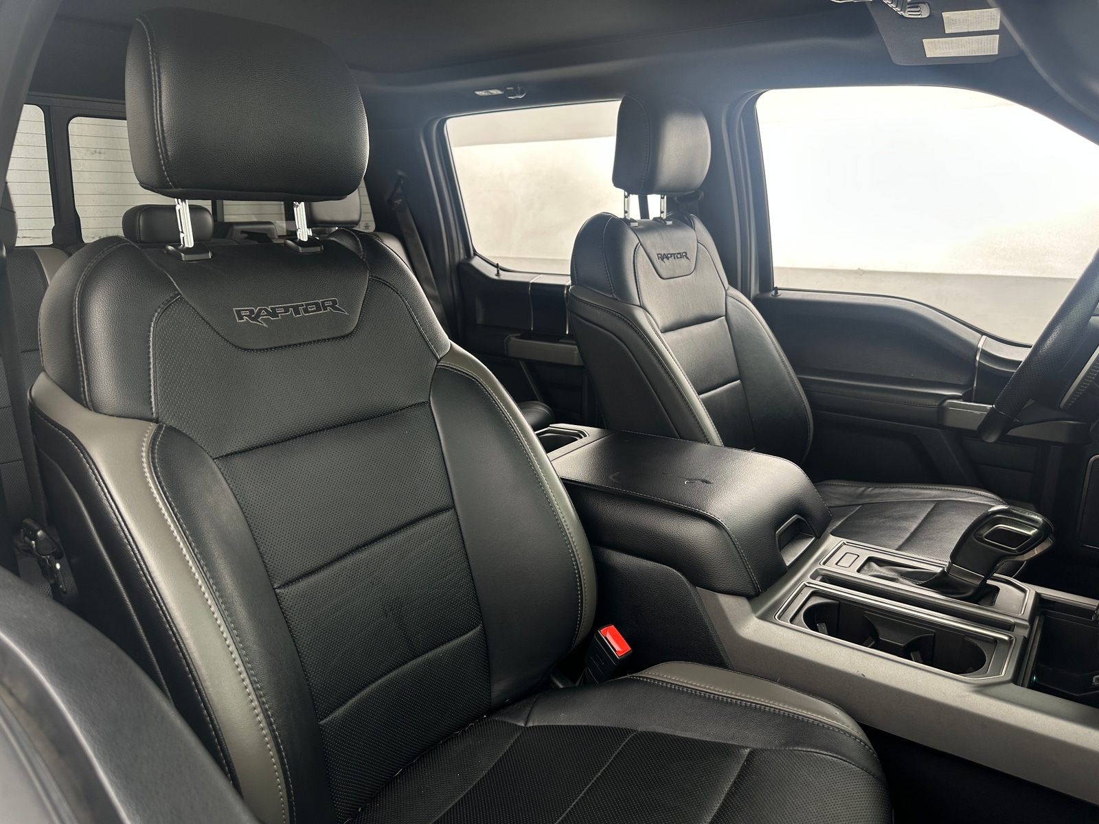 Thumbnail: 2018 Ford Econoline - 2