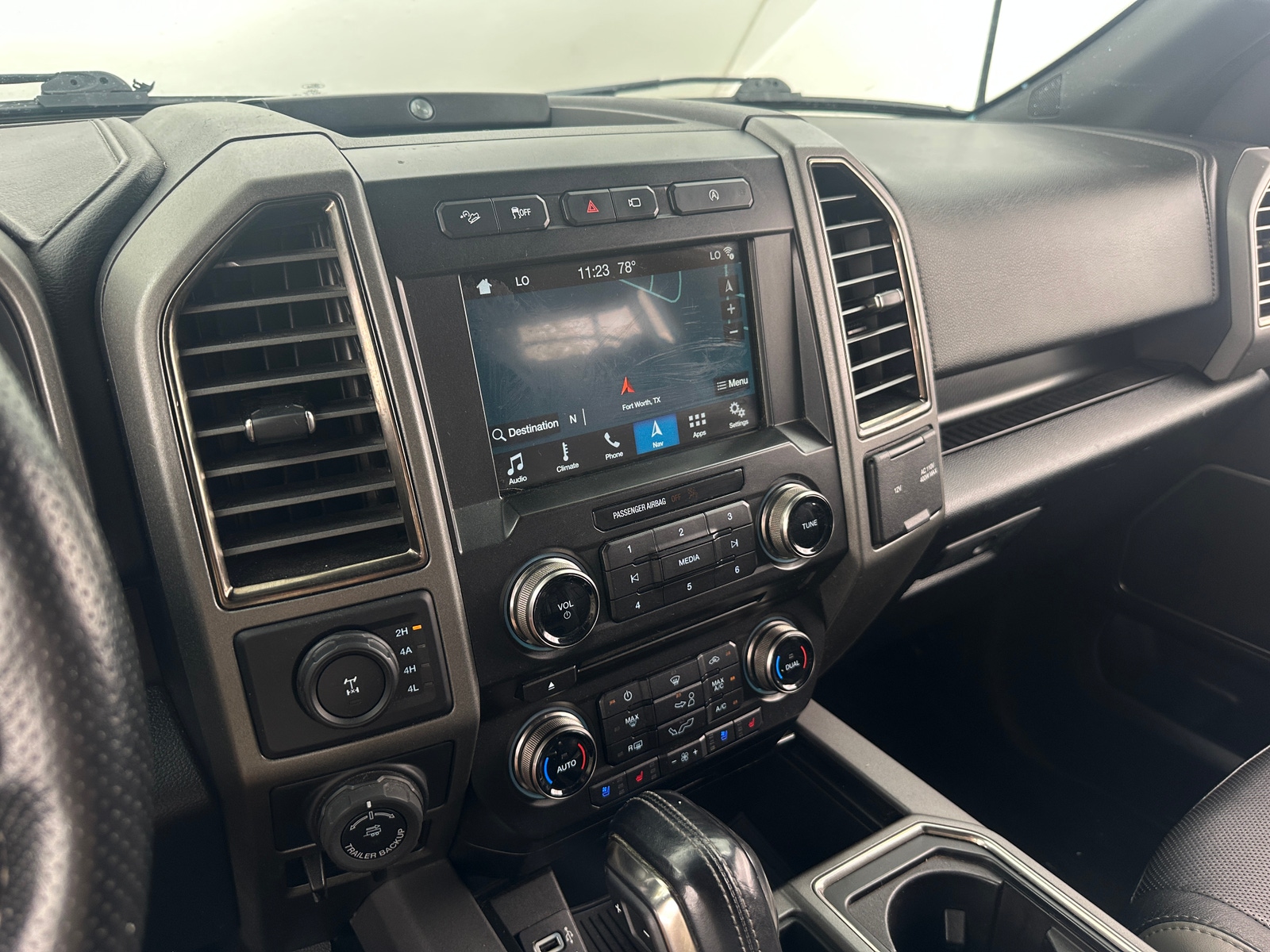 Thumbnail: 2018 Ford Econoline - 4