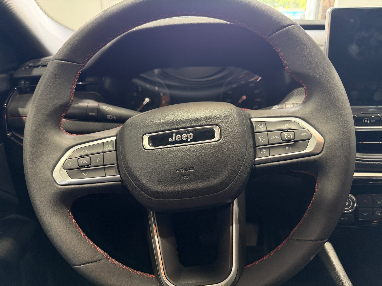Thumbnail: 2025 Jeep Compass - 5