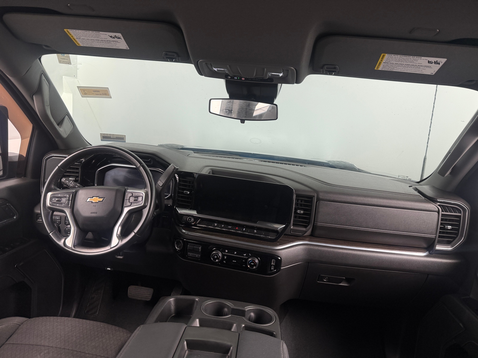 Thumbnail: 2024 Chevrolet Silverado 2500 - 3