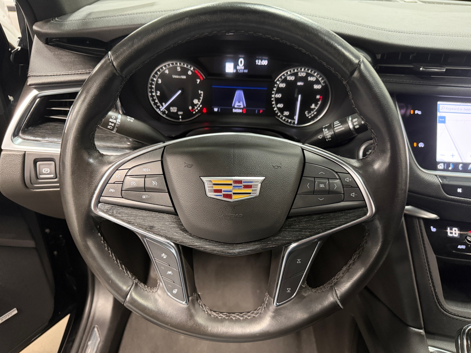 Thumbnail: 2023 Cadillac XT5 - 4
