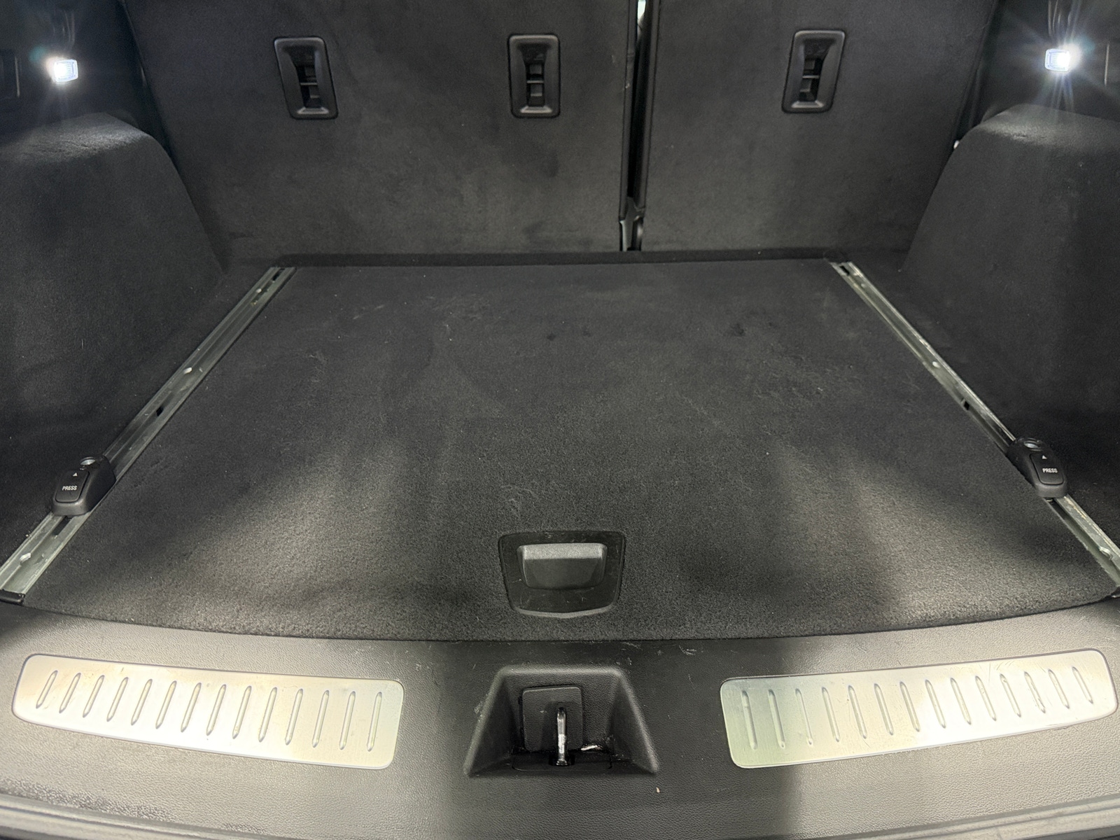 Thumbnail: 2023 Cadillac XT5 - 6