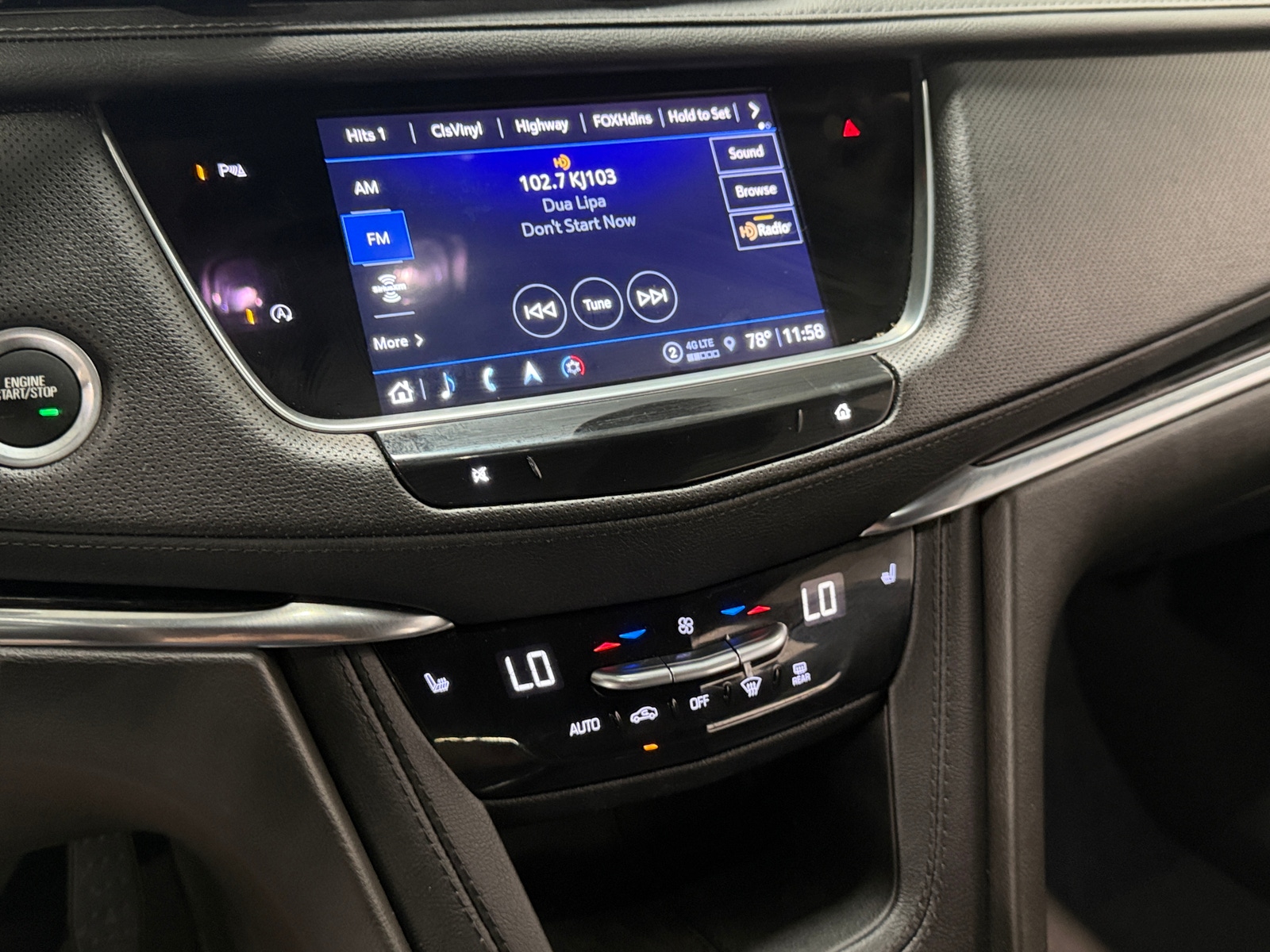 Thumbnail: 2023 Cadillac XT5 - 3