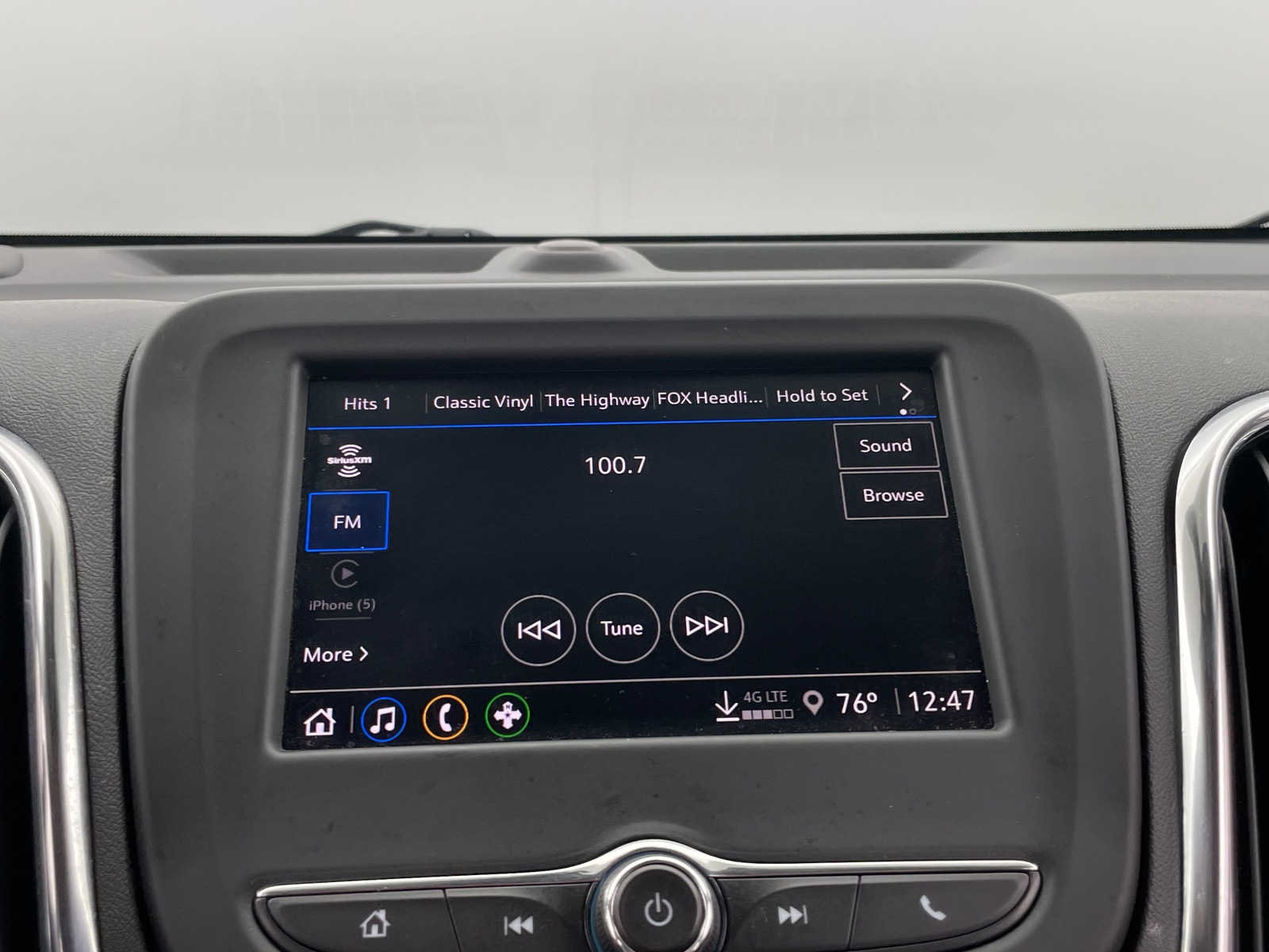 Thumbnail: 2023 Chevrolet Equinox - 4