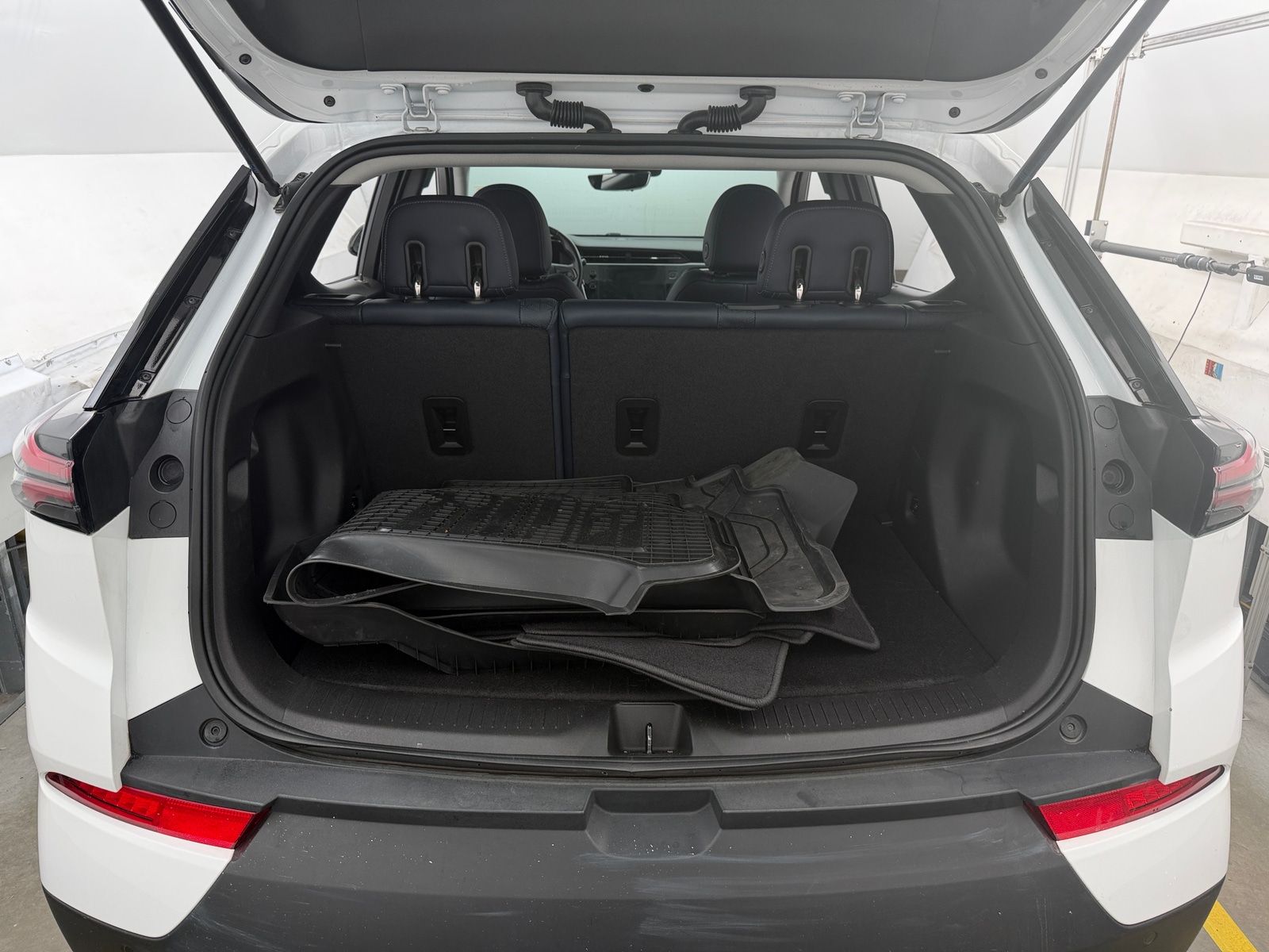 Thumbnail: 2022 Chevrolet Bolt EUV - 6