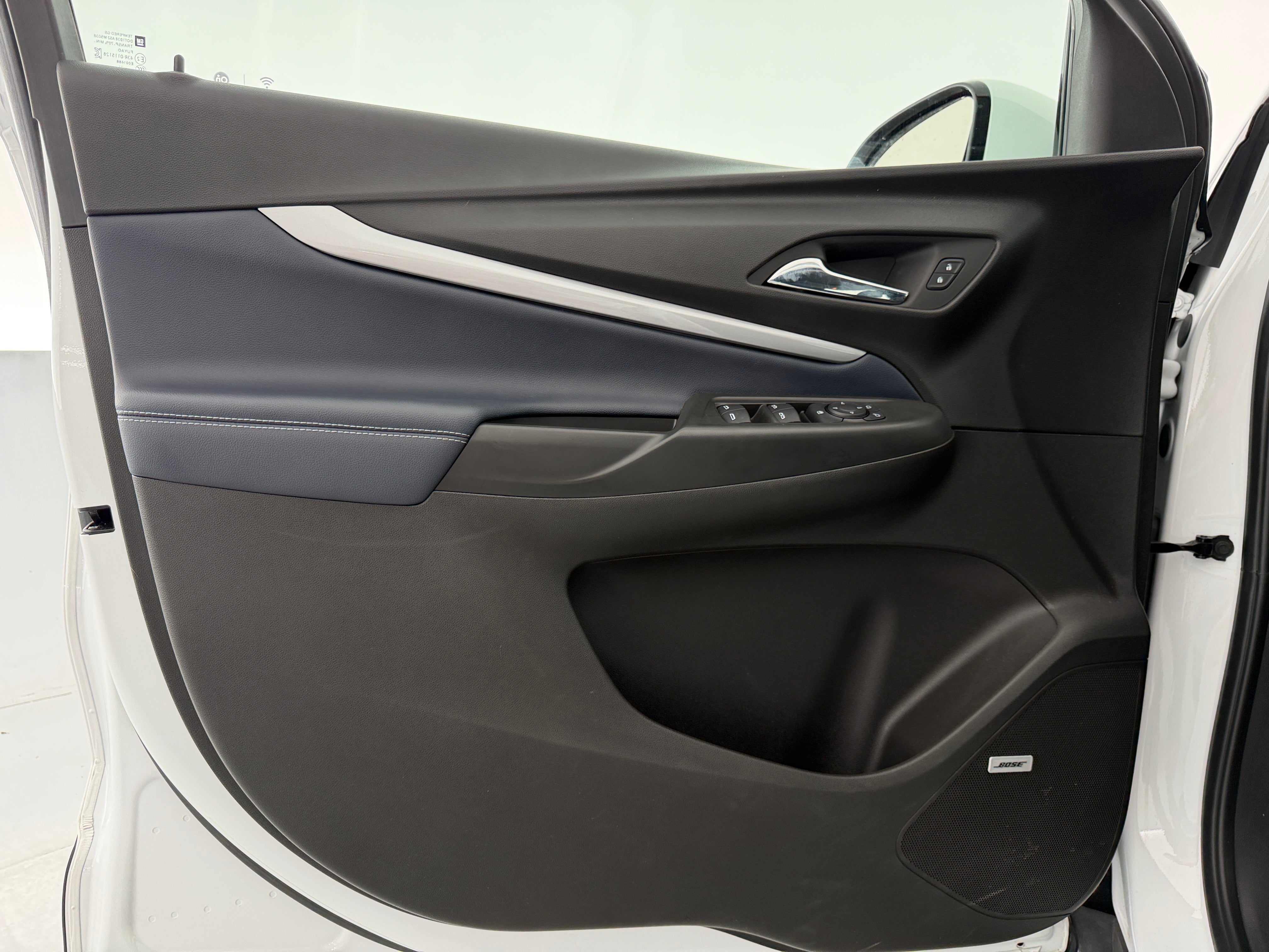 Used 2022 Chevrolet Bolt EUV Premier with VIN 1G1FZ6S08N4109167 for sale in Auburn, WA