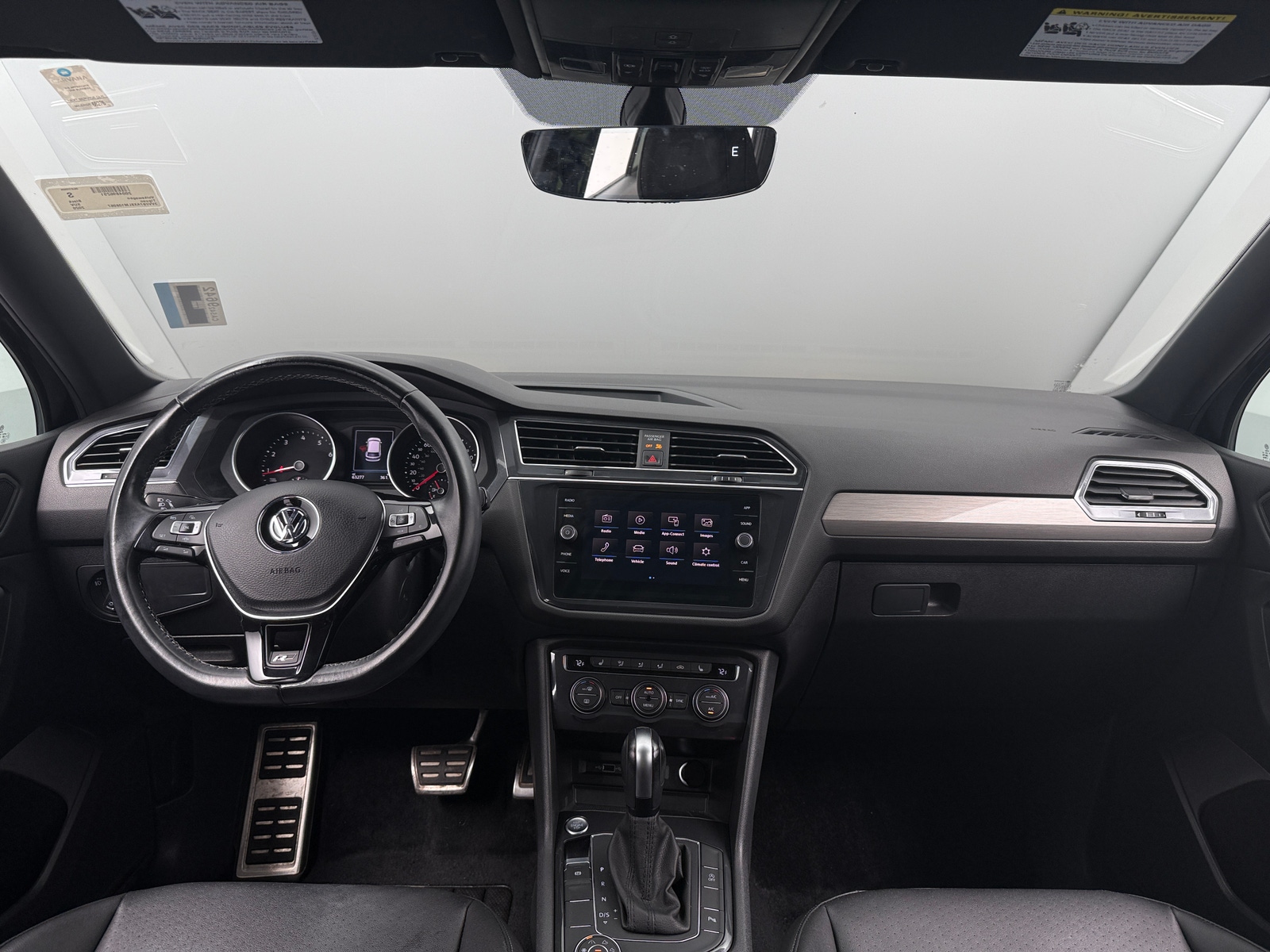 Thumbnail: 2020 Volkswagen Tiguan - 2