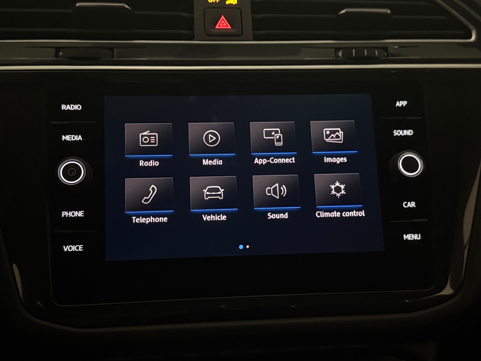 Thumbnail: 2020 Volkswagen Tiguan - 3