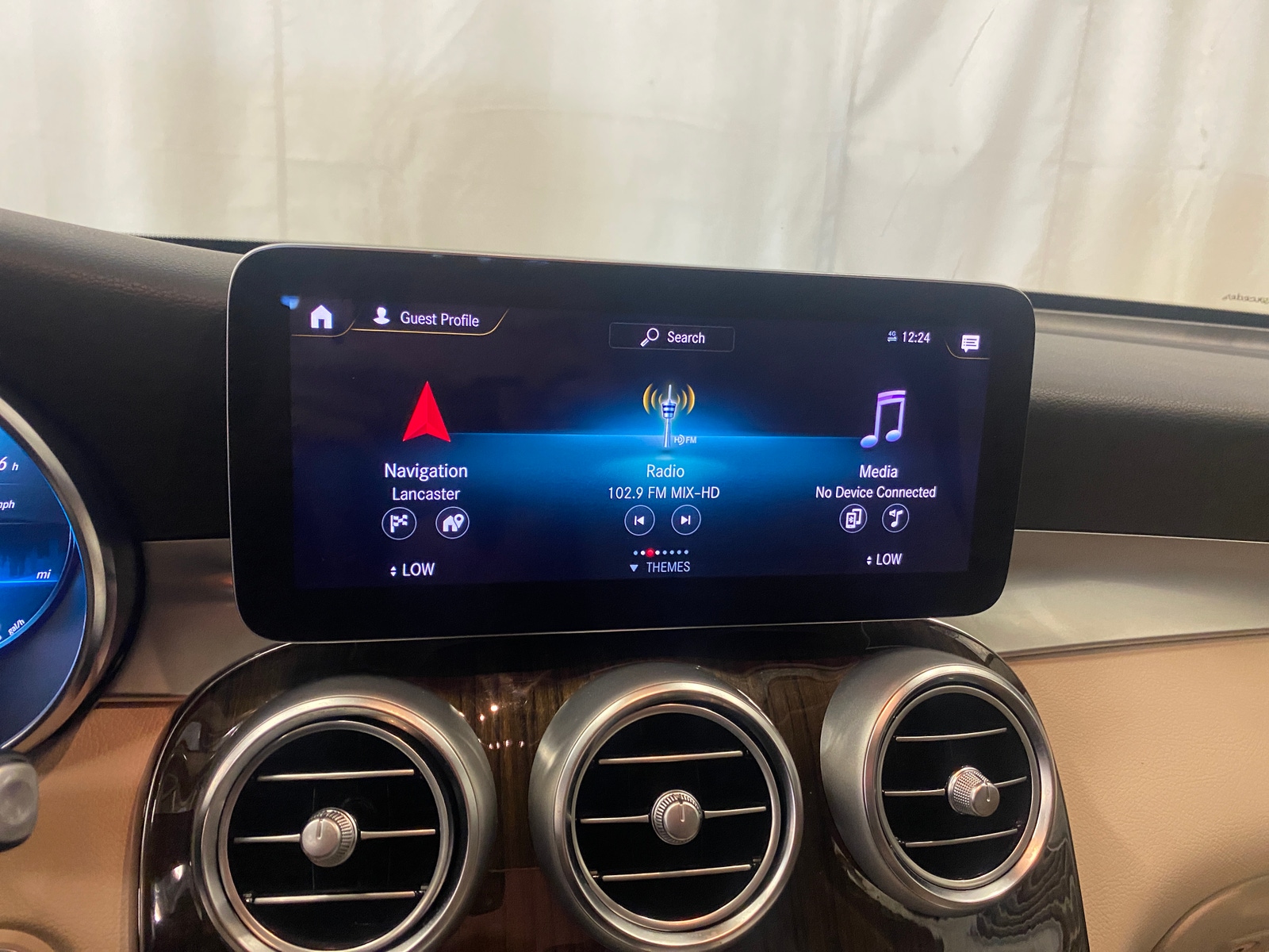Thumbnail: 2021 Mercedes-Benz GLC - 3