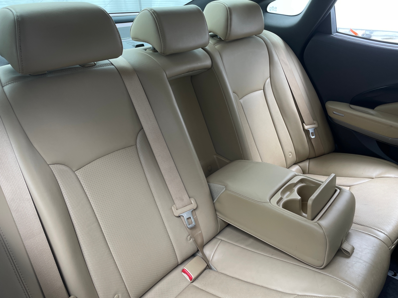 Thumbnail: 2016 Hyundai Azera - 5