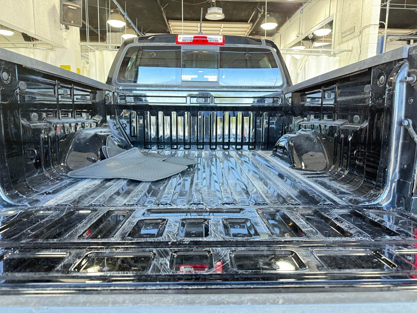 Thumbnail: 2022 Chevrolet Colorado - 7