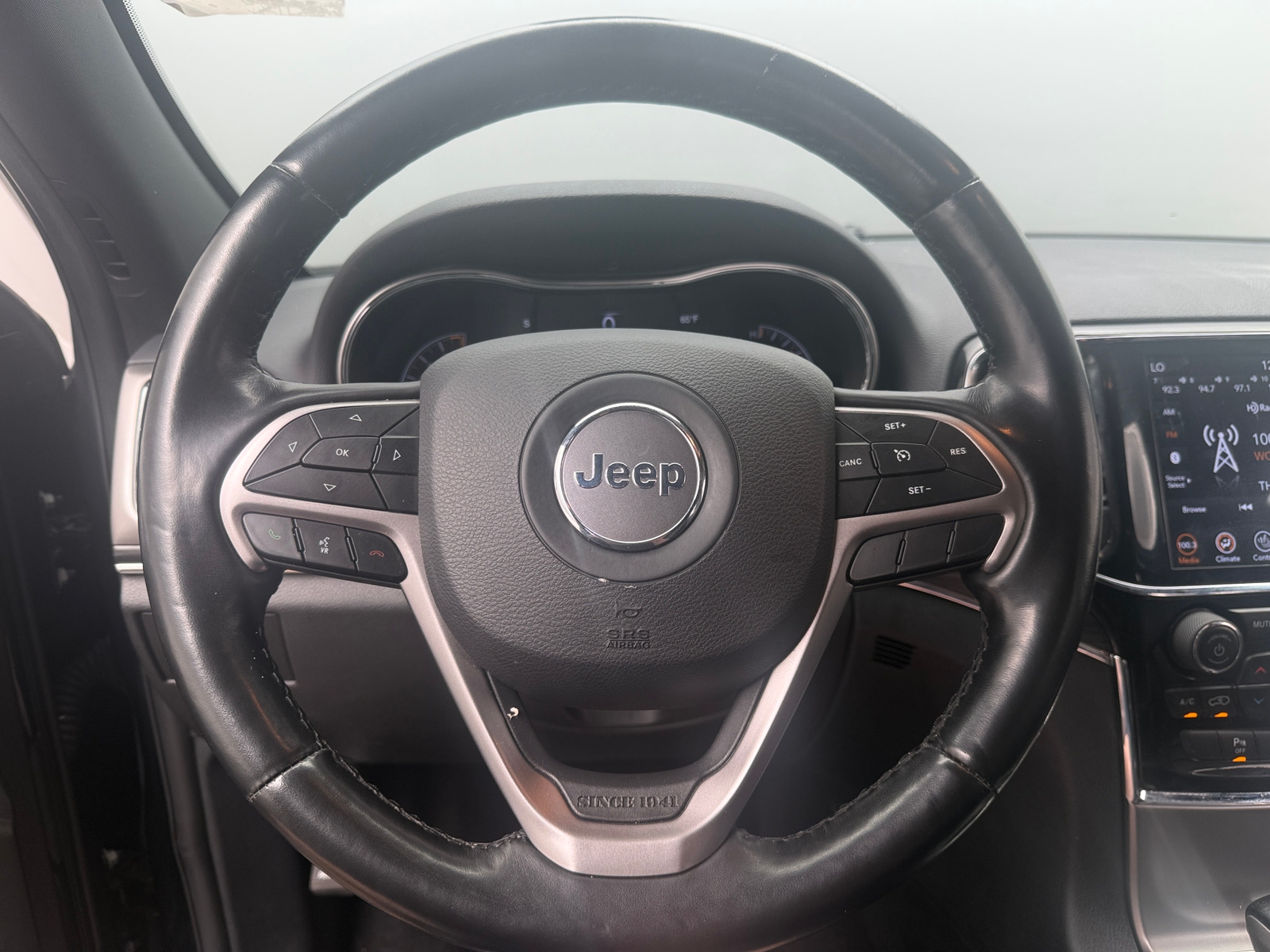 Thumbnail: 2020 Jeep Grand Cherokee - 4
