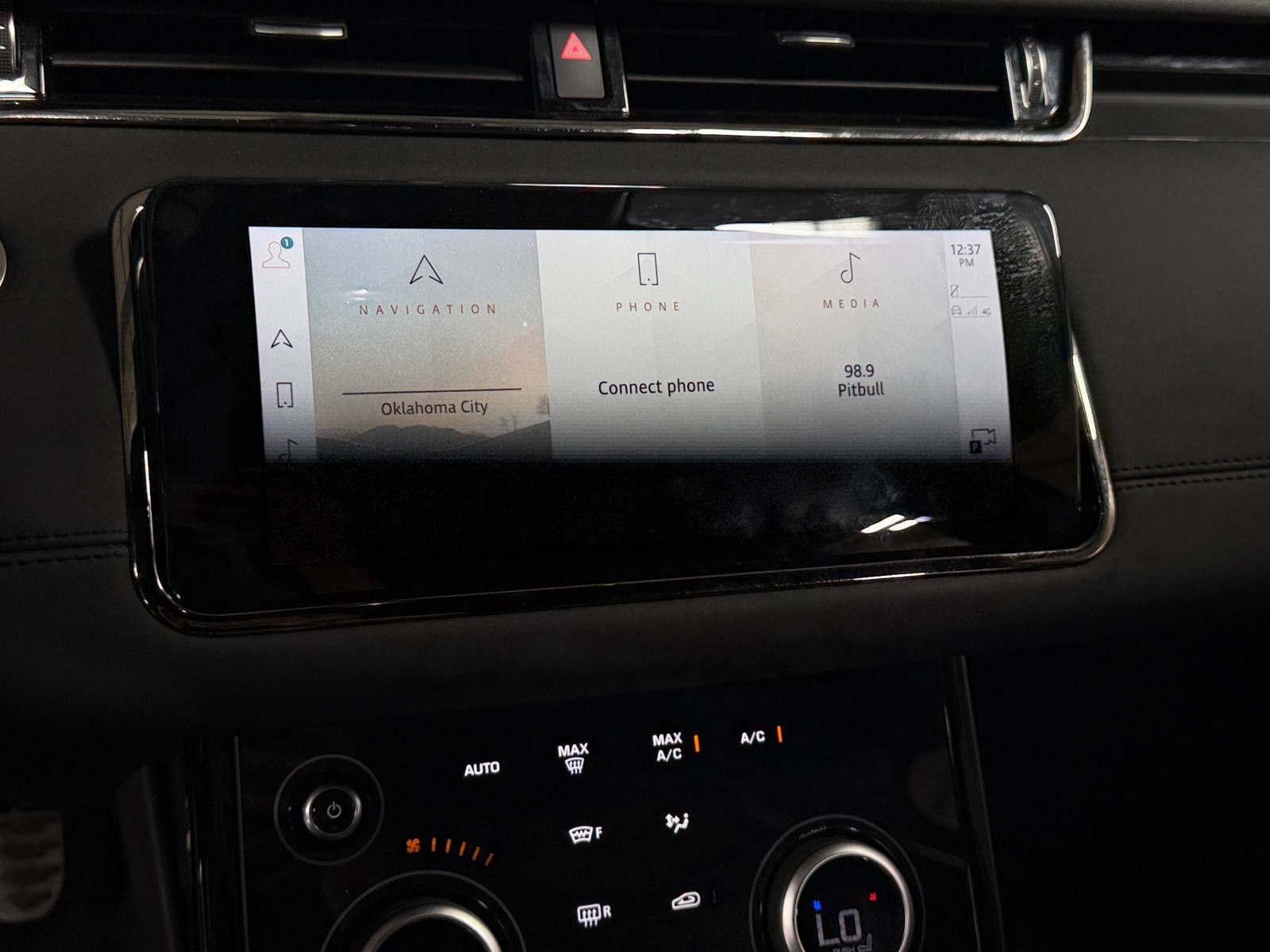 Thumbnail: 2023 Land Rover Range Rover Evoque - 4